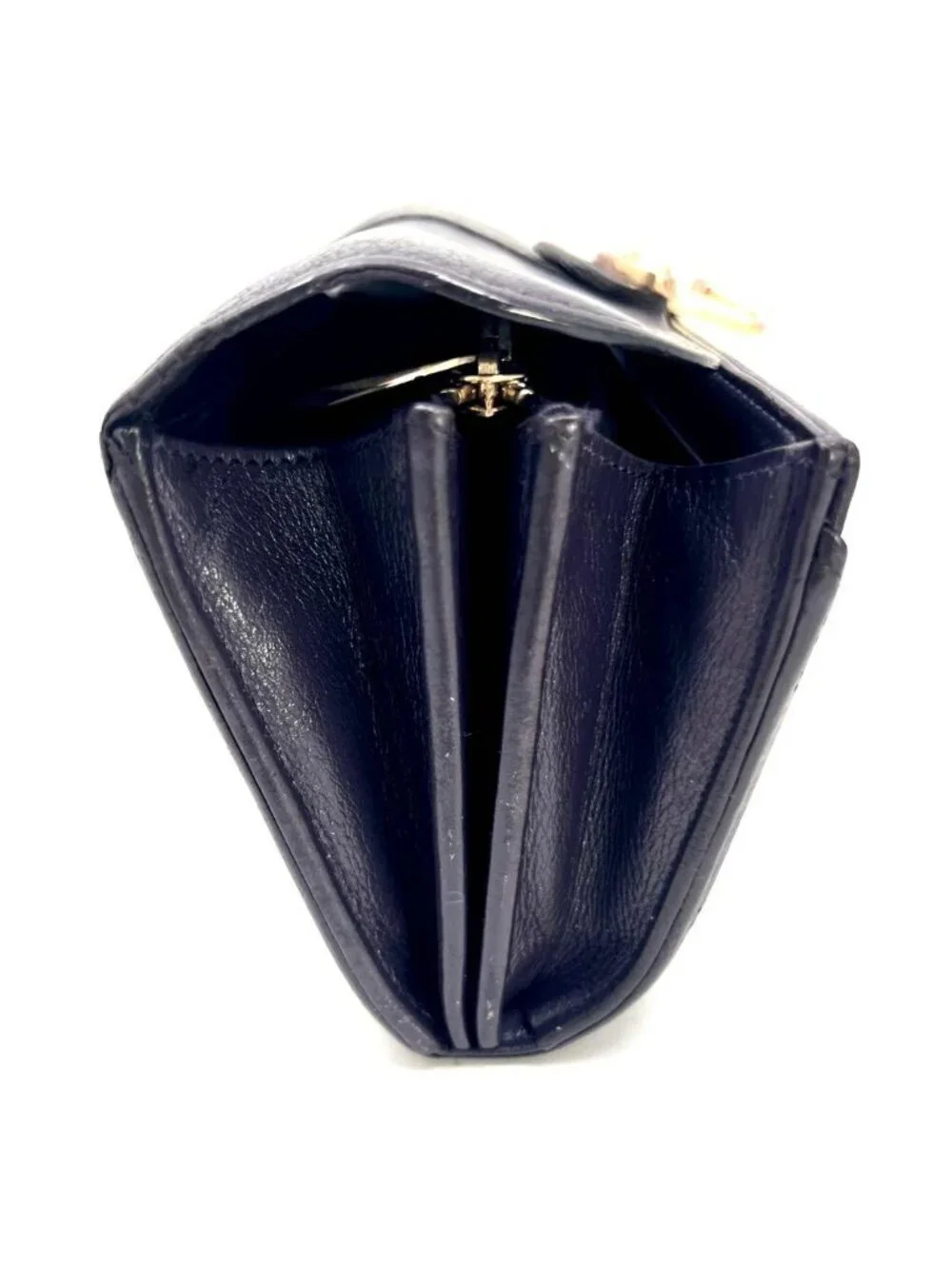 Louis Vuitton color dark